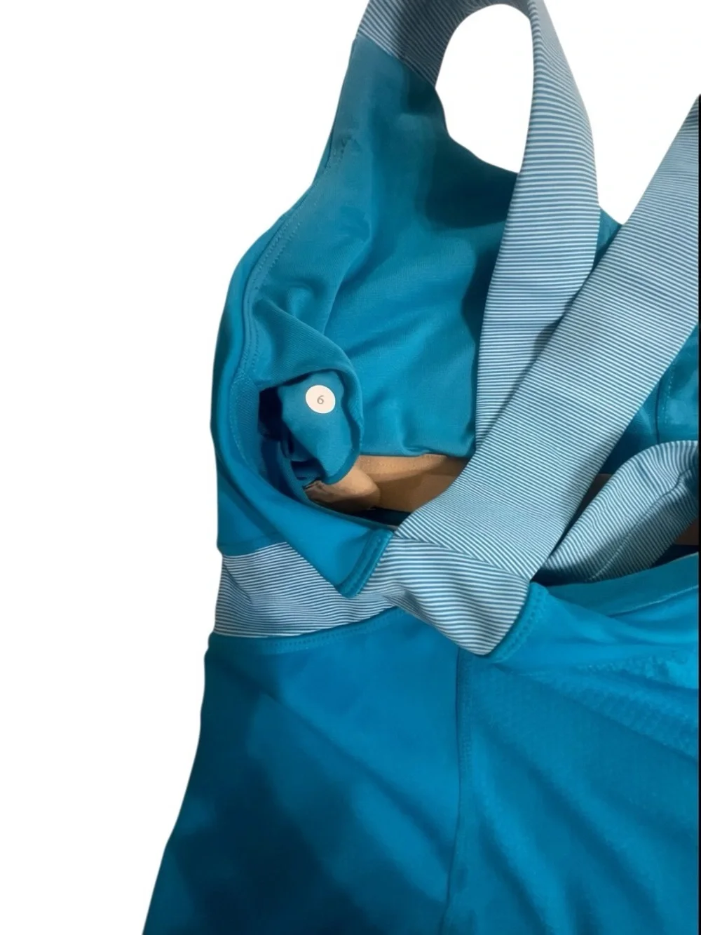 Lululemon Track & Train Tank Size 6 Turquoise Crossback Built-In Bra - Picture 3 of 6